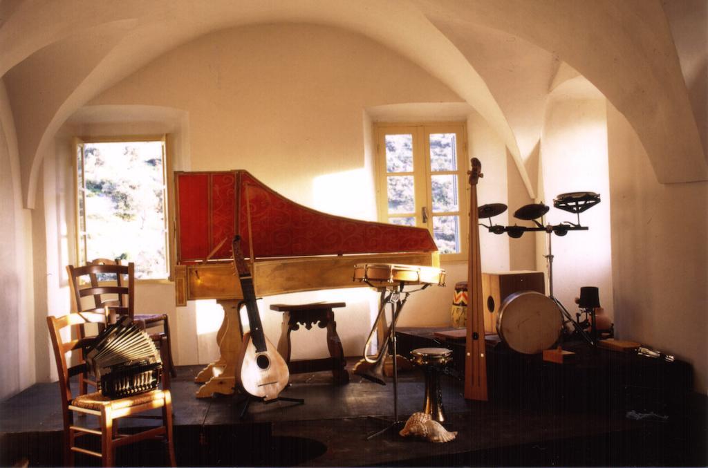 Casa Musicale Hotel Pigna Ngoại thất bức ảnh